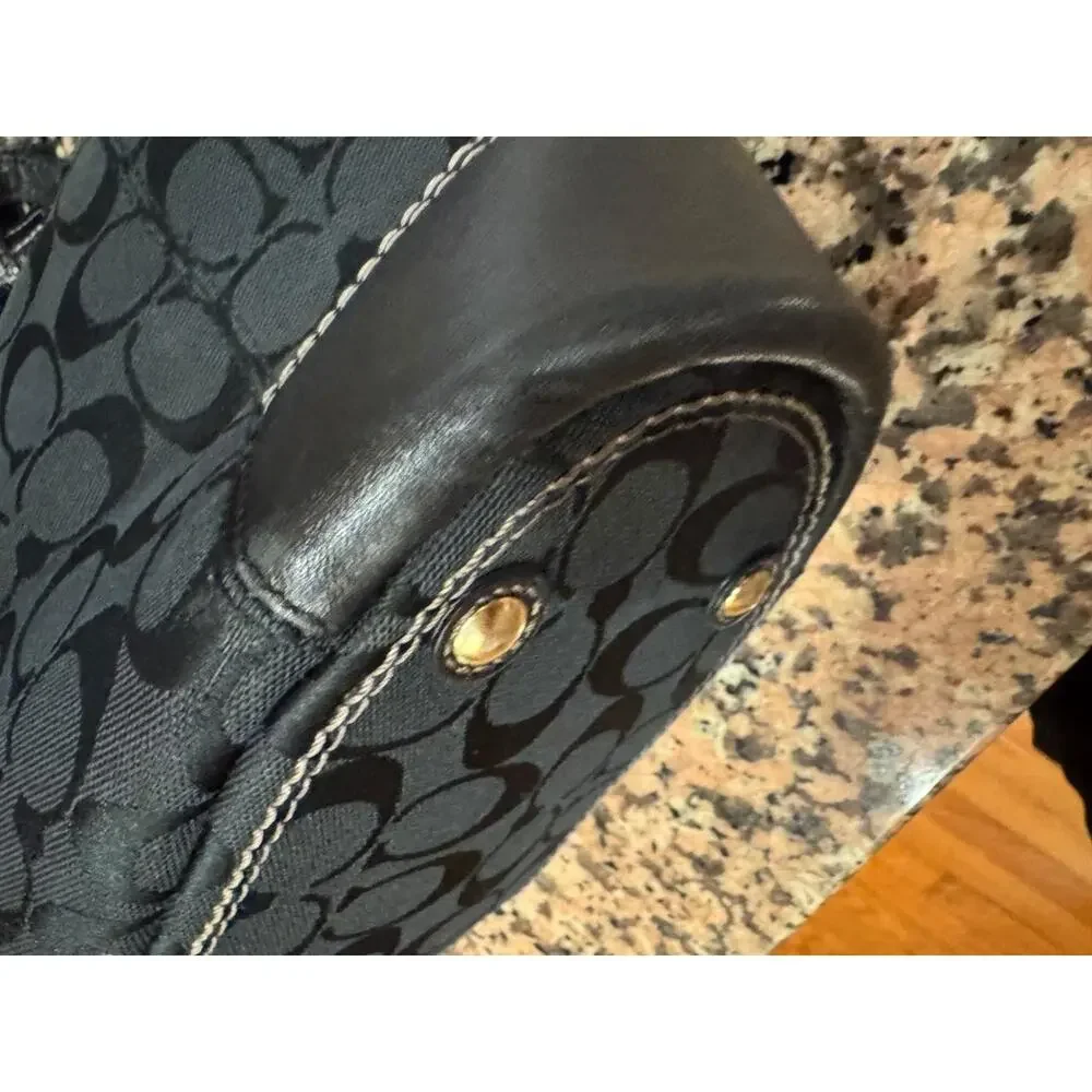 Coach #11237 Signature Black Gallery Tote Purse (PU150